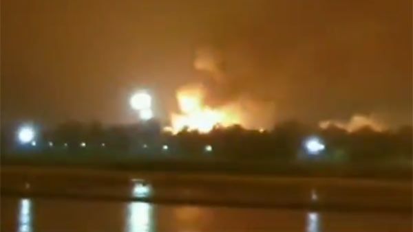 3 முறை வெடித்து சிதறல்.. 10 கிமீ கேட்ட சத்தம்.. குஜராத் ஓஎன்ஜிசி ஆலையில் பயங்கர தீ விபத்து