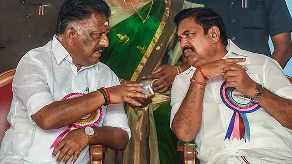 என்னை முதல்வராக்கினது ஜெ.தான் - ஓபிஎஸ்! 2 பேரையும் முதல்வராக்கியது சசிகலா- ஒரே போடு போட்ட ஈபிஎஸ்!