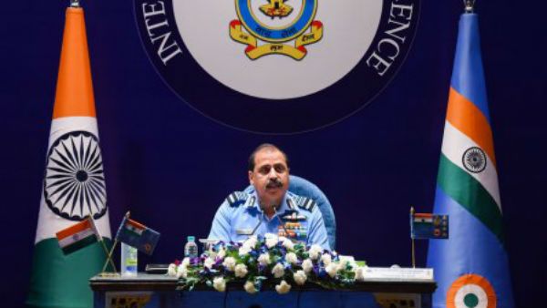 சீன தாக்குதலின் போது உடனடி பதிலடி கொடுத்த வீரர்களை பாராட்டிய விமானப் படை தளபதி