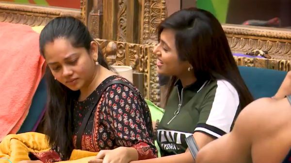 பிக்பாஸ் வீட்டில் விஜயதசமி கலகலப்புக்கு இடையே சலசலப்பை ஏற்படுத்திய அனிதா