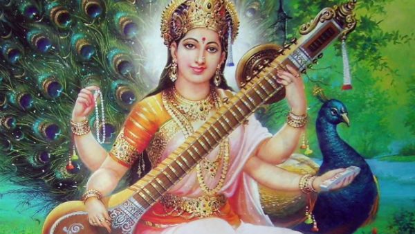 சரஸ்வதி பூஜை: கல்விக்கு அதிபதி சரஸ்வதிக்கு இந்தியாவில் எத்தனை கோவில் இருக்கு தெரியுமா