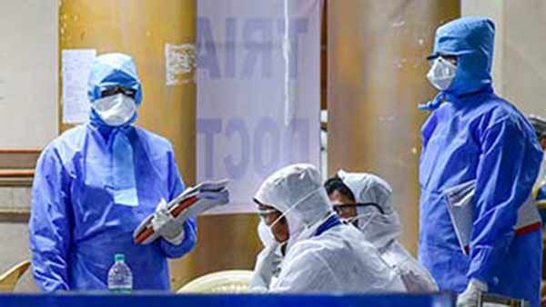 63 நாளில் முதல் முறையாக இந்தியாவில் குறைந்தது கொரோனா.. உயிரிழப்பும் குறைவு