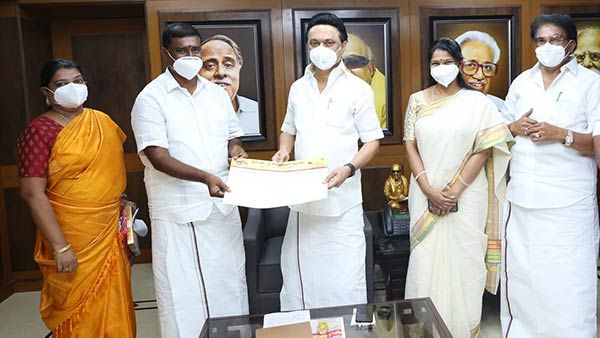 விளாத்திகுளம் தொகுதி அதிமுக மாஜி எம்.எல்.ஏ. மார்க்கண்டேயன் திமுகவில் ஐக்கியம்!