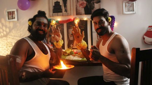 ஆபாச போட்டோக்களை வைத்து விஜயதசமி பூஜை.. அடங்காத ‘முரட்டுகுத்து’ டைரக்டர்..!