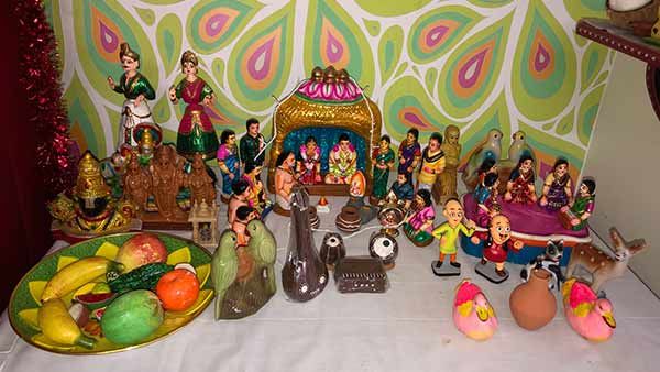 வந்தது நவராத்திரி.. எங்க வீட்டு கொலு பார்த்தீங்களா.. பூரிக்கும் மஞ்சுளா சிவம்