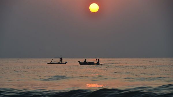 சென்னையில் கனமழை.. ஆரம்பமே அசத்தல்.. அடுத்த சில நாட்களுக்கு கனமழையை சந்திக்கவுள்ள தலைநகர்!