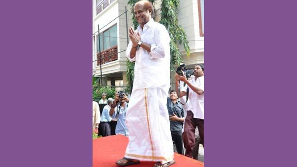 தலித் பெண் பலாத்காரம்.. அவசர உடல் தகனம்.. ஊரெல்லாம் பரபரப்பு.. ரஜினி மட்டும் வழக்கம் போல கப்சிப்!