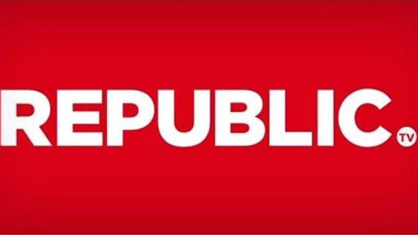 டிஆர்பி முறைகேடு விவகாரம்.. மும்பை கமிஷனர் மீது ரூ 200 கோடி நஷ்ட ஈடு வழக்கு தொடர ரிபப்ளிக் முடிவு