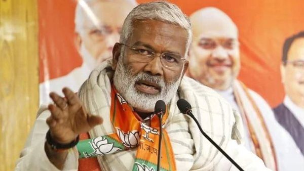 சீனா, பாகிஸ்தானுடனான யுத்தத்துக்கு பிரதமர் மோடி நாள் குறித்துவிட்டார்..உ.பி. பாஜக தலைவர் பரபர பேச்சு