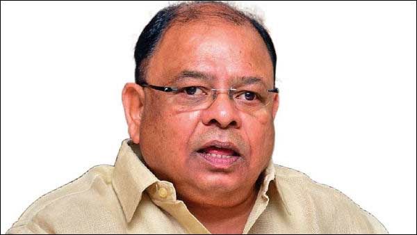 அமமுக பொருளாளர் வெற்றிவேல் உடல்நிலை கவலைக்கிடம்.. செயற்கை சுவாசத்தில் சிகிச்சை