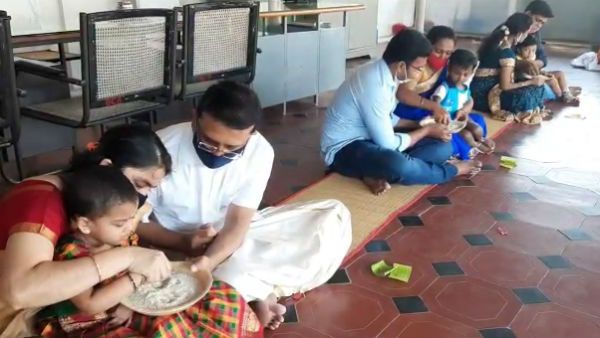 ஆயுதபூஜை, விஜயதசமி கோலாகலம் : வீடுகளில் படையலிட்டு சரஸ்வதியை வழிபட்ட மக்கள்