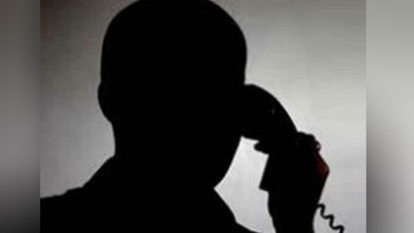 'நேர்ல வந்தால் நல்லா இருக்காது. ஆபீஸை சுடுகாடா ஆக்கிட்டு போயிடுவேன்' மிரட்டும் அதிகாரி.. வைரல் ஆடியோ