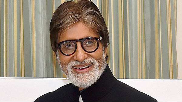 ஆக்ஸிமீட்டருடன் டாக்டர் வந்துட்டாரா.. ஆக்ஸிஜன் அளவை அதிகரிக்க.. அமிதாப் செய்த காரியத்தை பாருங்க!