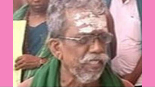 சுற்றி வளைத்த போலீஸ்.. வீட்டை விட்டு வெளியே வர முடியாத அய்யாக்கண்ணு.. அதிரடி ஆக்ஷன்.. திருச்சியில்!