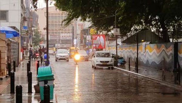 கர்நாடகாவிலும் கால் பதிக்கும் நிவர்.. 115 மி.மீ வரை மழை கொட்டப்போகுது! பெங்களூருக்கு 'மஞ்சள் அலர்ட்'