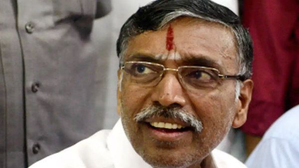 துரைக்கண்ணு மறைவு.. உயர்கல்வித்துறை அமைச்சர் கே.பி.அன்பழகனுக்கு வேளாண்துறை ஒதுக்கீடு