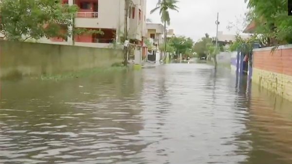 தமிழகத்தில் கடந்த 24 மணி நேரத்தில் எங்கு எவ்வளவு மழை.. விவரம்.. அதிர வைத்த சென்னை!