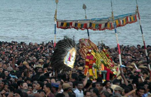 கந்த சஷ்டி சூரசம்ஹாரம்: பழனி, பழமுதிர்சோலை முருகன் கோவில்களில் பக்தர்களுக்கு அனுமதியில்லை