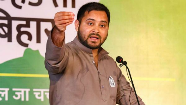 பீகார் தேர்தலில் ஆர்ஜேடி வெற்றி பெற்றால் நாட்டின் முதலாவது இளம் வயது முதல்வர் தேஜஸ்வி யாதவ்!