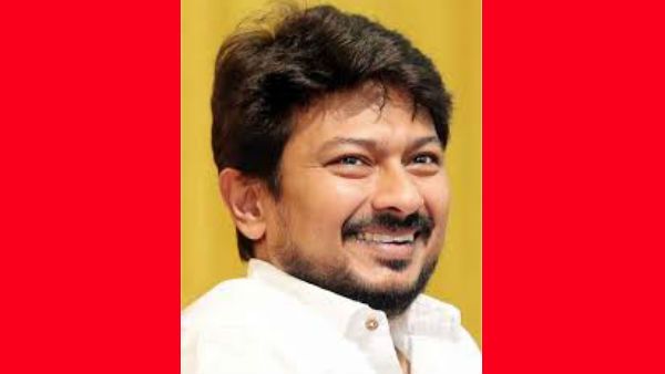 ராத்திரியிலும் கலைவதில்லை.. விடாமல் திரளும் கூட்டம்.. செல்லுமிடமெல்லாம்.. உதயநிதி செம ஹேப்பி!