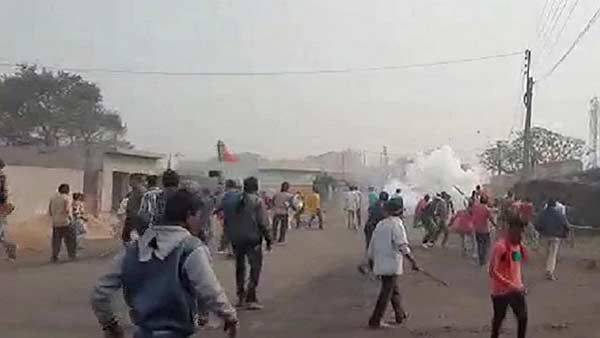 மேற்கு வங்கத்தில்... பாஜக-திரிணாமுல் காங்கிரஸ் தொண்டர்கள் மோதல்... பலர் காயம்!