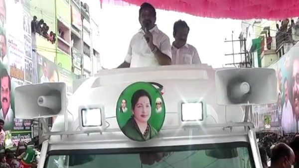 திமுக ஆட்சியில் இல்லாத போதே கட்டப்பஞ்சாயத்து செய்கிறது... முதல்வர் எடப்பாடி பழனிசாமி தாக்கு