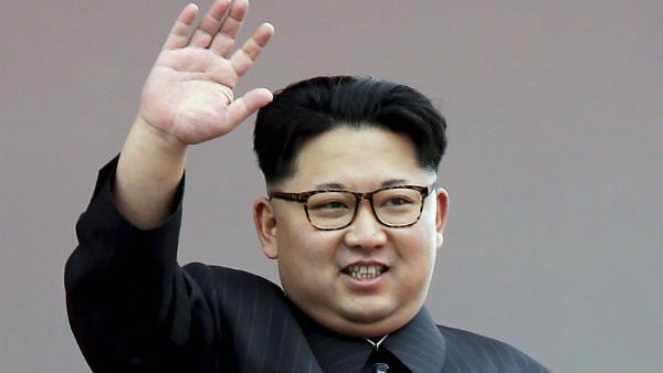 20 நாள் மாயம்.. வதந்திகளுக்கு மத்தியில் பழைய பன்னீர்செல்வமாக ஜம்முனு வந்த கிம்! மறக்க முடியாத 2020!