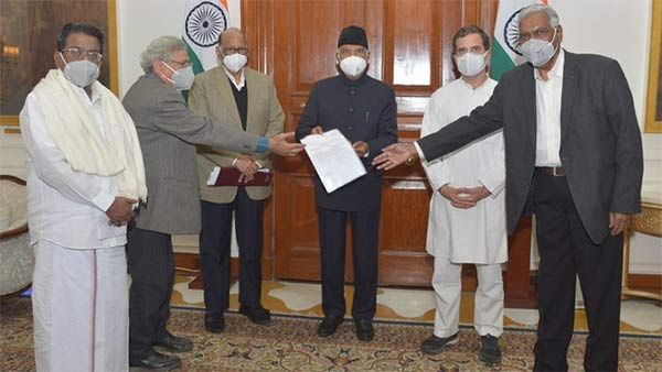 ஜனாதிபதியுடன் எதிர்க்கட்சித் தலைவர்கள் சந்திப்பு.. மத்திய அரசுக்கு அறிவுரை நல்குமாறு வலியுறுத்தல்..!