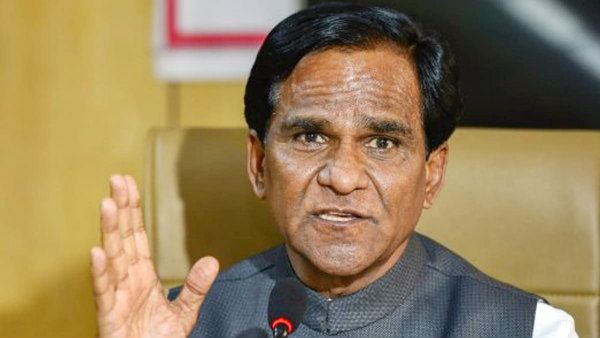 விவசாயிகள் போராட்ட பின்னணியில் பாகிஸ்தான்,சீனா... மத்திய இணை அமைச்சரின் கருத்தால் வெடித்த சர்ச்சை..!