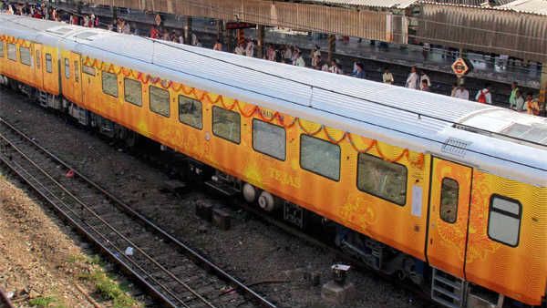 பயணிகள் கூட்டம் இல்லையாம்... சென்னை-மதுரை தேஜஸ் ரயில் ரத்து... ரெயில்வே அதிரடி முடிவு!