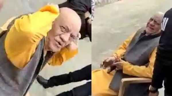 வயசு 70 ஆகிறது.. காலேஜ் பெண்ணிடம் வேலையை காட்டிய பாஜக மாஜி எம்எல்ஏ.. வச்சு செய்த இளைஞர்கள்.. வீடியோ!