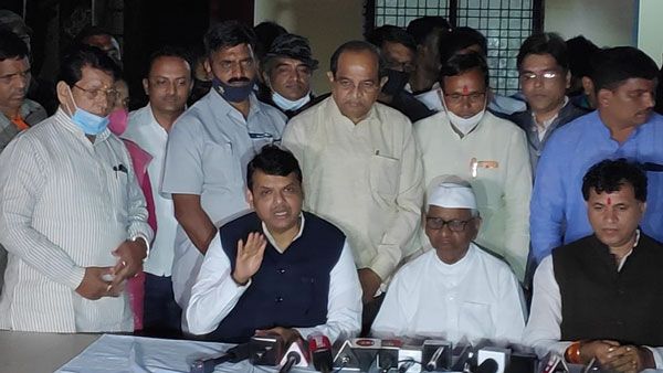 அன்னாஹசாரே திடீர் பல்டி... விவசாயிகளுக்கு ஆதரவாக அறிவித்த உண்ணாவிரதப் போராட்டம் ரத்து