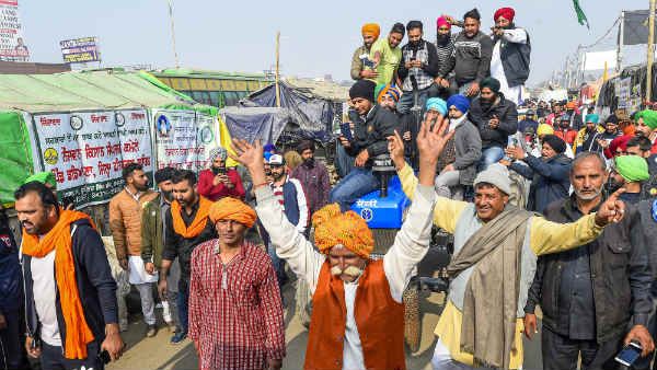 குடியரசு தினத்தன்று டிராக்டர்களை கொண்டு டெல்லி முற்றுகை... எச்சரிக்கும் விவசாயிகள்