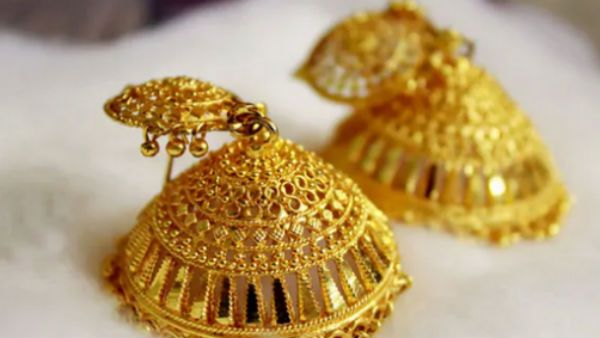 சென்னையில் தங்கம் விலையில செம்ம சரிவு.. மூன்றே நாளில் அதிரடி மாற்றம்.. நகை வாங்குவோர் உற்சாகம்