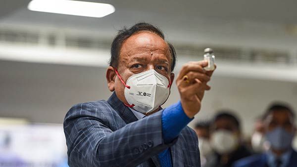 கொரோனாவின் சவப்பெட்டியில் அடிக்கப்படும் கடைசி ஆணி தடுப்பூசி.. சுகாதாரத் துறை அமைச்சர் ஹர்ஷ் வர்தன்