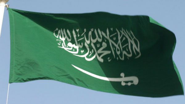 யூத எதிர்ப்பு கருத்துகள் அவுட்.. பெண்கள் முன்னேற்றம் உள்ளே..சவுதி அரசின் அட்டகாசமான சீர்திருத்தங்கள்