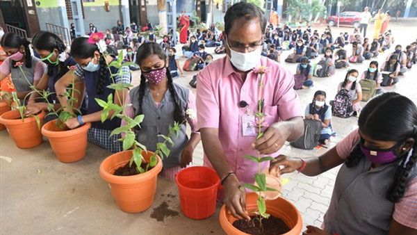 இதைத்தான் விரும்பினார்கள் மாணவர்கள்.. செம்ம ஹேப்பி.. பூரிக்கும் புன்னகையுடன்! நீங்களே பாருங்க