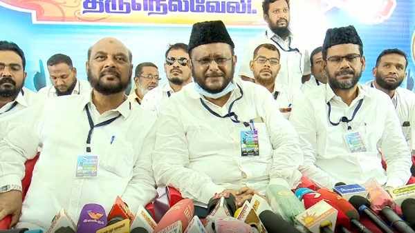 சசிகலா உடல்நிலை பாதிப்பின் பின்னணியில் கூட்டுச் சதியோ என சந்தேகம்.. ஜவாஹிருல்லா 