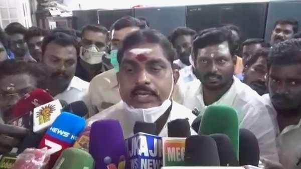 ரெண்டு விக்கெட் காலி.. புதுச்சேரி காங்கிரஸ் அரசின் அடுத்த மூவ் என்ன?