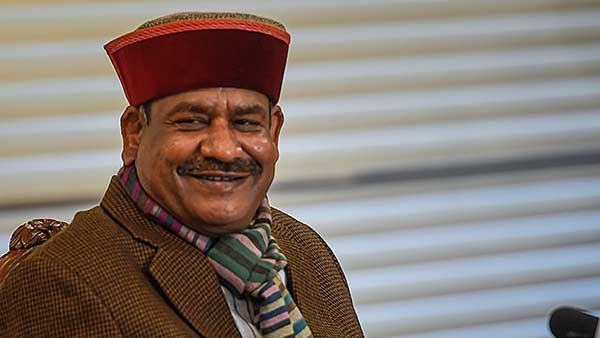 ஐஏஎஸ் தேர்வில் கோல்மால் செய்தாரா.. சர்ச்சையில் லோக்சபா சபாநாயகர் மகள்!