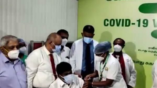 தடுப்பூசி போட்டுக்கொள்ள தயக்கம் வேண்டாம்... நானும் போட்டுக்கொண்டேன் - விஜயபாஸ்கர்