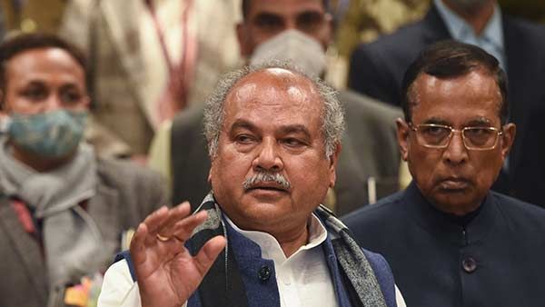 விவசாயிகளுடன் பேச்சுவார்த்தைக்கு ரெடி.. ஆனா நாங்க கூறிய முறையில்தான் பேசணும்.. மத்திய அமைச்சர் தடாலடி