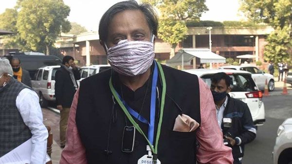 பிரச்னையை சரி செய்ய தெரியாத கார் மெக்கானிக்... நிர்மலா சீதாராமனை விமர்சிக்கும் சசி தரூர்