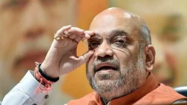 உள் துறை அமைச்சர் அமித் ஷா... கொரோனா தடுப்பூசி எடுத்துக்கொண்டார்