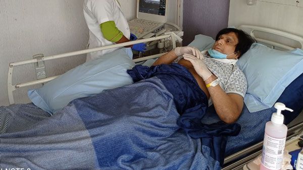 தீவிர பிரசாரம்... நடிகர் கார்த்திக் மூச்சு திணறலால் மருத்துவமனையில் அனுமதி- கொரோனா 'நெகட்டிவ்'