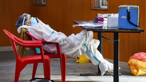 தமிழ்நாடு உட்பட 8 மாநிலங்களில் மட்டும் ஒருநாள் கொரோனா பாதிப்பு 84.5% - மத்திய அரசு