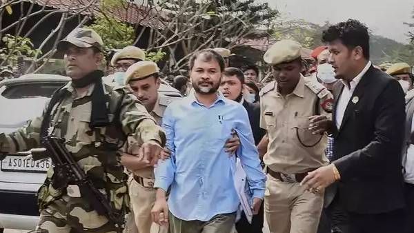 பாஜகவில் இணைந்தால் உடனடி ஜாமீன்.. ரூ. 20 கோடி பணம்.. டீல் பேசிய என்ஐஏ.. பரபரப்பு குற்றச்சாட்டு