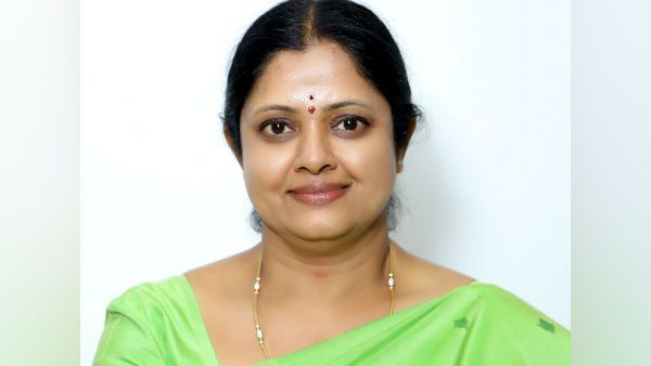 அந்த 20,000 குடும்பங்கள்.. திமுக ஓட்டை பிரிக்கும் உமாதேவி.. இறங்கி வேலை செய்தால் அதிமுக தலைதப்பும்?