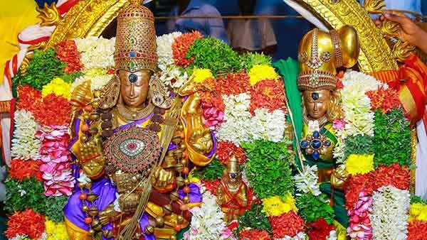 மதுரை சித்திரை திருவிழா: மீனாட்சி திருக்கல்யாணமும், கள்ளழகர் வைபவமும் கோவிலுக்குள் நடைபெறும்