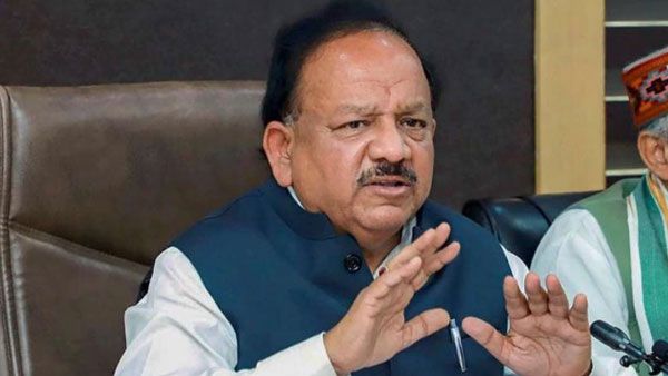 9 தனியார் மருத்துவமனைகளுக்கு மட்டும் தடுப்பூசி? நோ,நோ ஆதாரமற்ற புகார் - அரசு மறுப்பு.. பின்னணி என்ன?